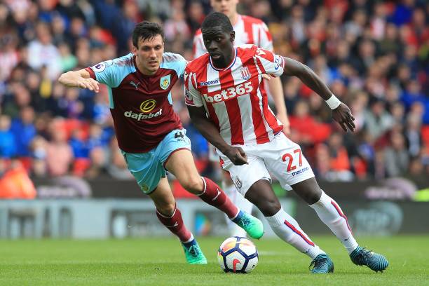 他进入曼联 他进入曼联